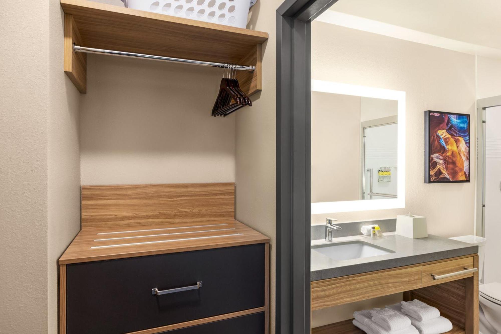 Candlewood Suites Bessemer - Birmingham Sw By Ihg Екстериор снимка