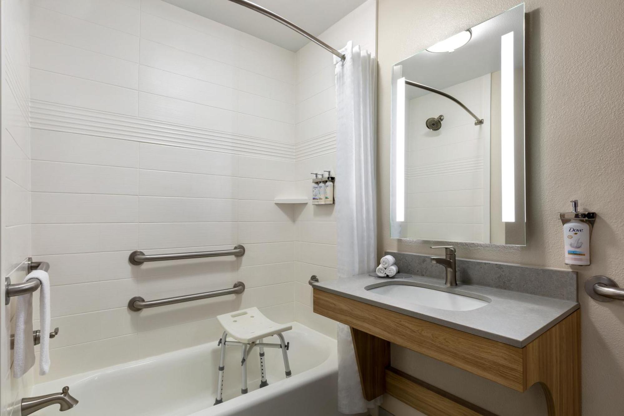 Candlewood Suites Bessemer - Birmingham Sw By Ihg Екстериор снимка